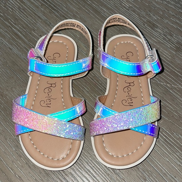 Cynthia Rowley Other - Cynthia Rowley size 6 irredescent rainbow sandals